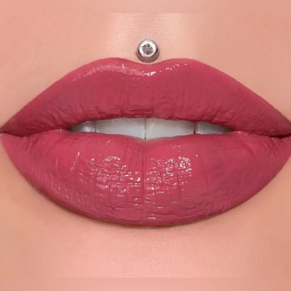 NIB Jeffree Star 1 Supreme Gloss Lip Gloss and 1 Velvet Trap Lipstick